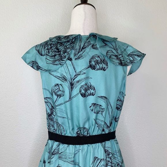 Elegant Floral Blue Dress - Picture 8 of 10